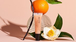 💋BIG NEWS: BOOM GLOSS™ IS HERE! 💋 We’re thrilled to announce our NEW LIP GLOSS is available in the Boom store! Designed for women over 50, Boom Gloss gives your lips a subtle, sophisticated shine, delivering soothing moisture at the same time. It’s lip gloss all grown up. 🥰 Now you can finally try it! Check this out… http://bit.ly/shopboomgloss What do you think of this new gloss? Are you excited to try it? #proage #newproduct #lipgloss #allgrownup #lovely #lips | BOOM Beauty