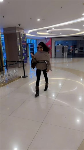 Doura lux (@douralux)’s videos with original sound - @son_of_rhumba🤠