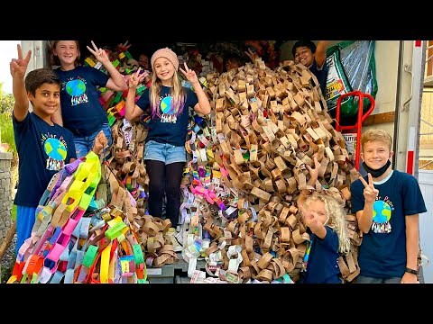 Kindness Unites Paperchain - World Record Celebration