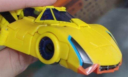 First Look at New Transformers Sunstreaker Toy