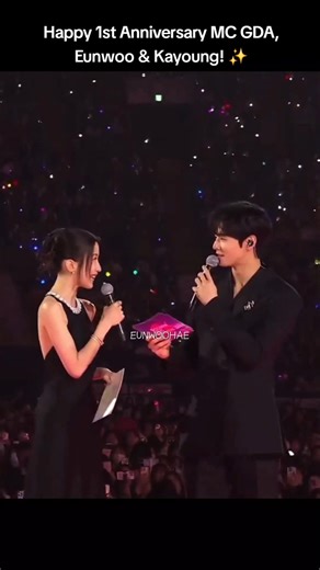 Happy 1st Anniversary Golden Disc Award MC Eunwoo & Kayoung #chaeunwoo #moongayoung #truebeauty #차은우