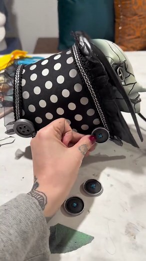 Coraline Other Mother Armor Costume DIY | Cosplay Tutorial