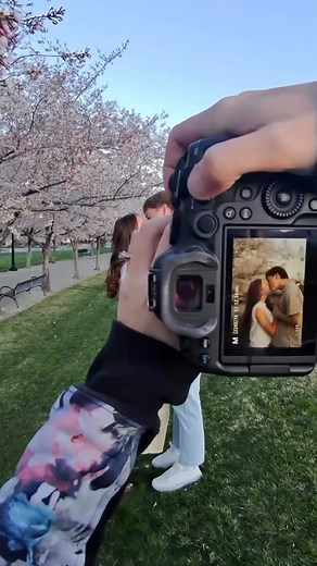 10K views · 13K reactions | Behind every dreamy ring photo is a photographer doing this  We’re obsessed with this behind-the-scenes moment from @jackiesiggardphotovideo capturing a dreamy ring shot during an engagement session ✨ | Unscripted | Facebook