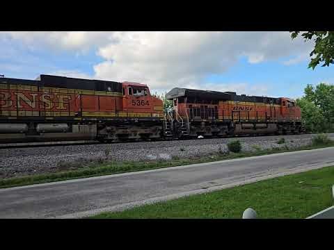 😎 BNSF 5-Unit Powerhouse!!! 🔥🇺🇲🔥 (High-Def!)