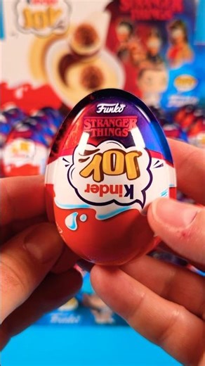 Stranger Things Kinder Joy Mini Funko Pop Unboxing 🎧 ASMR Sounds and Toy Review 🧢 Gimme Dusty Bun!