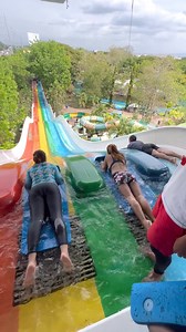 Extreme Slide at Splash Island | Jawo Motovlog
