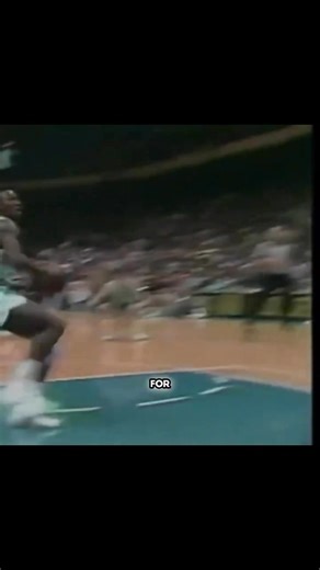 Dean Smith said it best: “He wanted to get better — and he had the ability to get better.” That was the edge. The work came first. Michael Jordan came after. #OldHeadOriginals #JordanMindset #NBAHistory #BasketballCulture #RespectTheEra | Old-Head
