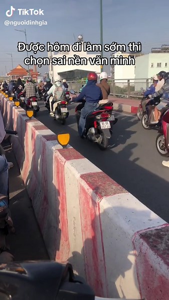 Chồng Hoá Thú: Sự Chọn Lựa Văn Minh