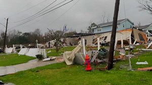 Winter storm pummels north-central U.S. with snow, spawns tornadoes in South - The Weather Network