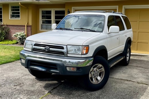 No Reserve: 1999 Toyota 4Runner SR5 4WD 5-Speed