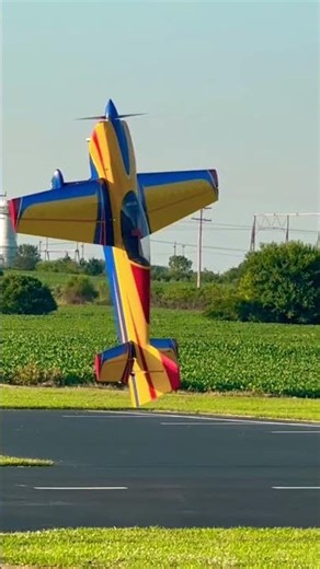 Awesome RC plane 3D aerobatic display