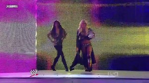 Beth Phoenix, Gail Kim & Eve Torres vs. Laycool (Layla & Michelle McCool) & Maryse