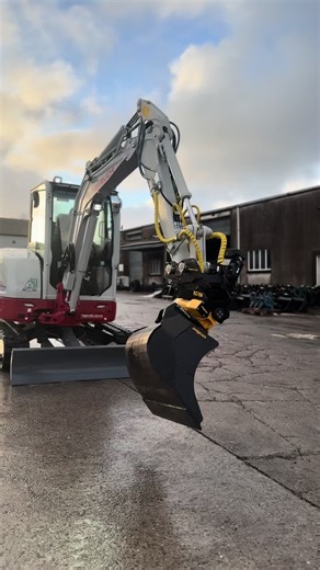 Explore the Takeuchi TB335 Excavator Setup
