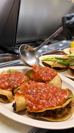 M4V.🇲🇽 on Instagram: "We go the whole squad covered, M4V Fam! We’ll see you to make sure Sunday is a Funday! 🔥🦐🐙🐠 #mariscos4vientos #losangeles #california #mariscos 🚨 Today’s Hours/Locations! 🚨 Mariscos 4 Vientos No. 1 3000 E. Olympic Blvd (323)266-4045 Uber Eats/Postmates with Full menu 😋 Monday - Thursday (9am - 5PM) Friday - Sunday (9am - 5:30pm) Mariscos 4 Vientos TRUCK 🚐 3000 E. Olympic Blvd (323)266-4055 Monday - Thursday (9am - 5:45PM) Friday - Sunday (9am - 6pm) Mariscos 4 Vie