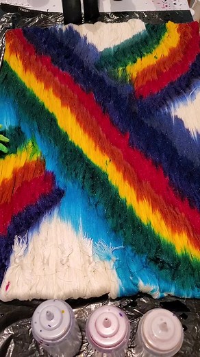 Incredible Time-Lapse Art: Weaver's Dyeing Process