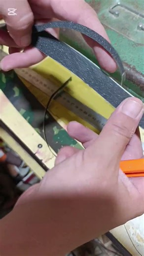 Easy Hack for Sanding Grooves in Turned Table Legs! #sandingtips #sandinghack