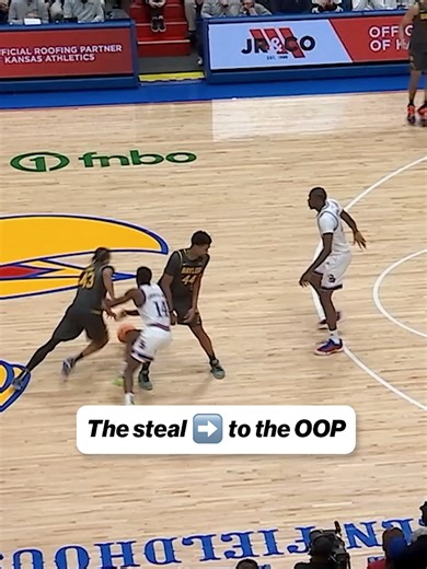 Epic Dunk Lights Up Allen Fieldhouse