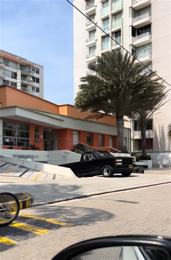 Muscle Car Sounds: Feel the Freedom of the 454 Big Block