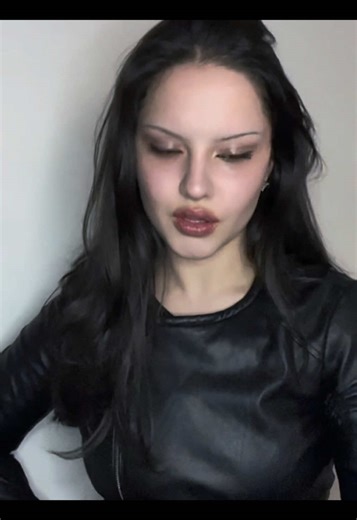 Makeup Tutorial for Going to a Show