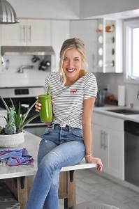 My Go-To Lean Green Protein Smoothie — The Stanczyks | EatMoveRest
