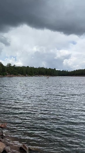 this video will forever have me dead🤣🤣🤣🤣🤣 the views were just 👌 👏 woooowww #lake #camping #2025