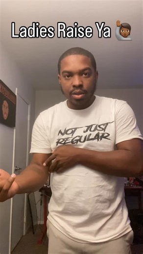 Waiting On My Moment ✍🏾 on Instagram: "Get Rid Of That Unwanted Odor & Smell With @aurum.glo Let’s Go into 2026 Fresh Ladies We Tired Of The Smell you should be 2 Handle that ‼️"