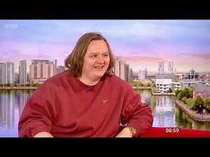 Lewis Capaldi Live on air Blunder "Would You Like a..." | BBC Breakfast 24/09/2022