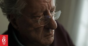 Geoffrey Rush: The Rule of Jenny Pen
