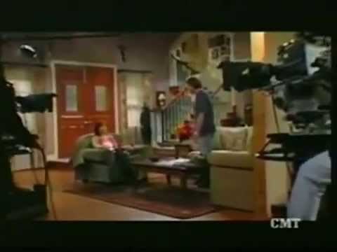 Reba: On Set (Total Release, 2004)