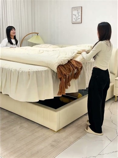 Both stylish and practical — this sliding storage bed is truly a hidden gem. #cozyroom #desksetup