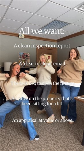 Jenna | Green Bay Realtor🏡 on Instagram: "All a real estate agent wants for Christmas: • A clean inspection • A CLEAR TO CLOSE email (actual joy) • The lockbox to open on the first try • An offer on that listing that’s been sitting just a little too long • An appraisal that comes in at value… or higher. AMEN No candles. No mugs. Just smooth deals, happy clients, and emails we don’t dread opening. Serving buyers & sellers in Green Bay & Northeast Wisconsin — always ready to make the process easi