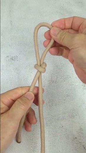 Try this method to tie a single loop knot
