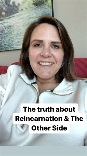 How can we be on the Other Side AND reincarnate at the same time? The highest part of our soul remains on the Other Side, while we send in part of the soul energy to live a lifetime. It can be challenging for our human brains to fully comprehend how the Spirit world works — it’s quite amazing! #mediumship #reincarnation #theotherside | Dallisa Hocking