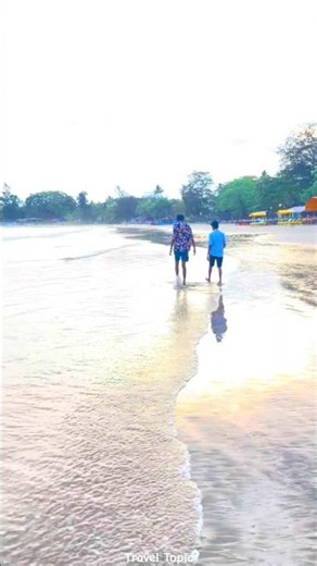 Weligama Beach Left Me Speechless 🌊 #TravelVlog #SriLanka #weligama #shorts