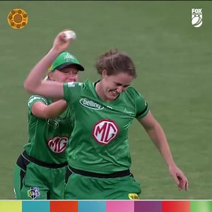 7.5K views · 35K reactions | You are KIDDING!  Nat Sciver, that is out of this WORLD! Catch of the season so far, no doubt about it. #WBBL06 | Weber WBBL | Facebook