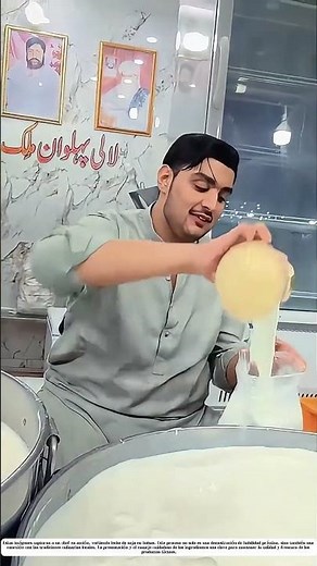 El arte de servir leche de soja: Un toque tradicional en la cocina moderna