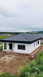 SIPROM on Instagram: "Casa de 137mp din panouri SIP de 174mm grosime EPS100, cu : - #lemn PREMIUM USCAT & TRATAT - #PROIECT INCLUS - MONTAJ PREMIUM - Structura ACOPERIS 4 ape INCLUSA La doar 24000€ (tva inclus) Oferim #rate prin TBI pana la suma de 20000€ TVA inclus pe 60 de luni sau #CREDIT PENTRU #CONSTRUCTII de la orice banca !! Pentru detalli si locati ne puteti contacta la numarul de pe profil. Asteptam mesajele voastre cu interes 🏡 #fyp #viral #home #design #construction #build #case #pas