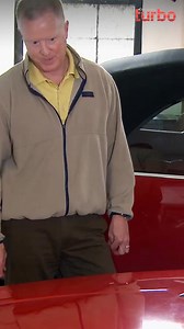 Richard revisa un Porsche 944 Turbo y se sorprende por su estado impecable 🚘👀 ¿Logrará llevarlo al taller y transformarlo como quiere? #ElDúoMecanico 👨‍🔧 Vean el clip completo Descubre más contenidos como este en #HBOMax Suscríbete ahora https://bit.ly/TLCLA-MAX | Discovery Turbo