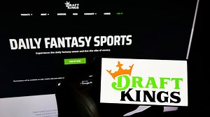 DraftKings, Other Sports-Betting Stocks Fall On Illinois Tax News