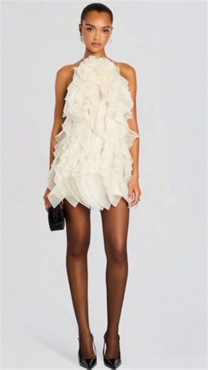 Model vs Blackpink wearing outfits #blackpink #blink #shorts #kpop #rosé #jennie #lisa #jisoo #viral