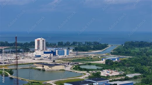 Davis–Besse Nuclear Power Plant reactor and containment dome, Oak Harbor, Ohio, USA