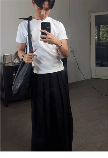 Layered Pleated Trousers Styling Ideas