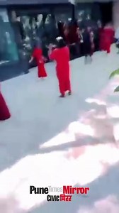 Followers of Rajneesh Osho forcibly enter the commune in Pune after the management denied entry to them. #oshoashram #osho #rajneeshosho | PuneMirror.in