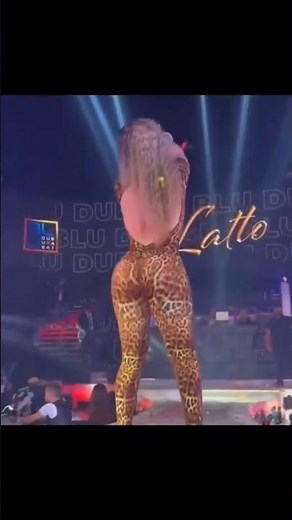 Latto shaking on the stage #celebrity #celebrity #twerk #latto