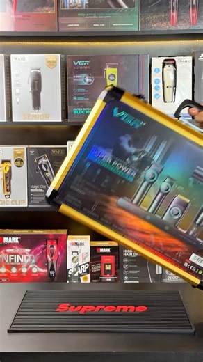 CASA DE COSMETICOS ® 🇵🇾💈 on Instagram: "SUPER COMBO VGR 4 EN 1 💈EN PROMO: El set MÁS COMPLETO! Que incluye? 🔥 Cortadora profesional con potente motor para cortes precisos y duraderos. 🔥 Patillera de detalle ideal para terminaciones perfectas. 🔥 Shaver (afeitadora) para un acabado al ras, suave y sin irritaciones. 🔥 Secador profesional con motor de alta potencia y flujo de aire constante. ✔️ Motor sin escobillas (Brushless Pro) de última tecnología. ✔️ Carga inalámbrica con base múltiple