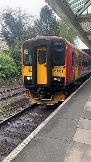 British Rail Class 153 “Super Sprinter” 153371 & 153308 arriving at Loughborough Station! #trains