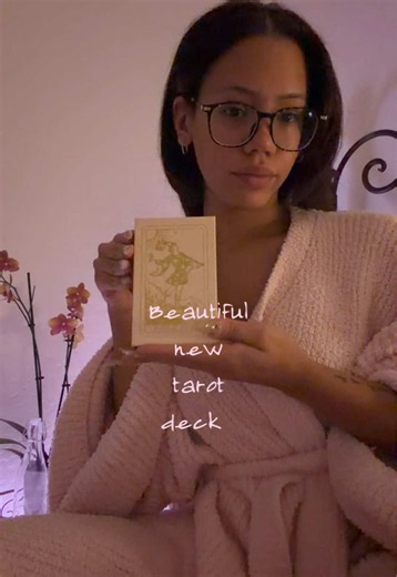 it’s so pretty!!! i can’t wait to do more readings with it | tarot