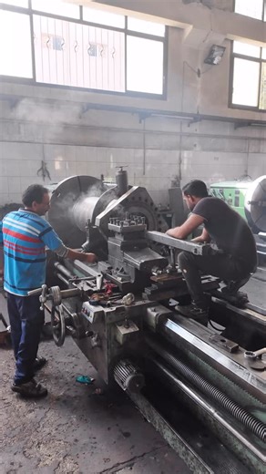 Deep boring operation by our skilled machinist using a boring bar attachment on the lathe 🔥 #machining #manufacturing | مصنع الجندى للصناعات المتطورة-El Gendy for Advanced Industries