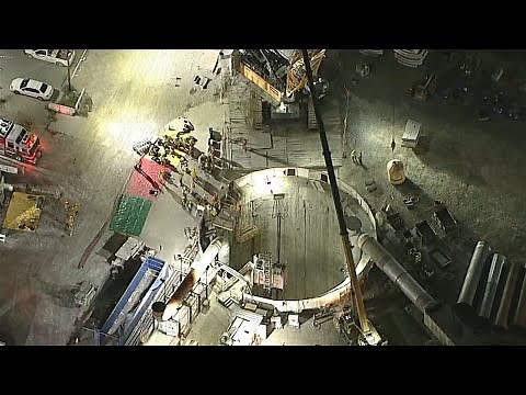 LA tunnel collapse: Crews work to rescue trapped workers