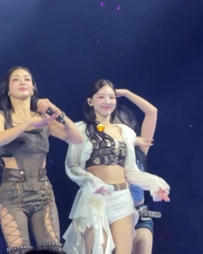 ナヨンの最新パフォーマンスとかわいさ